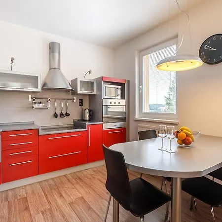 Modern With 2 Bedrooms Apartmán