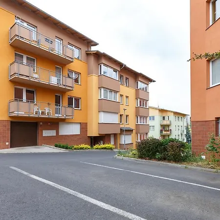 Modern With 2 Bedrooms