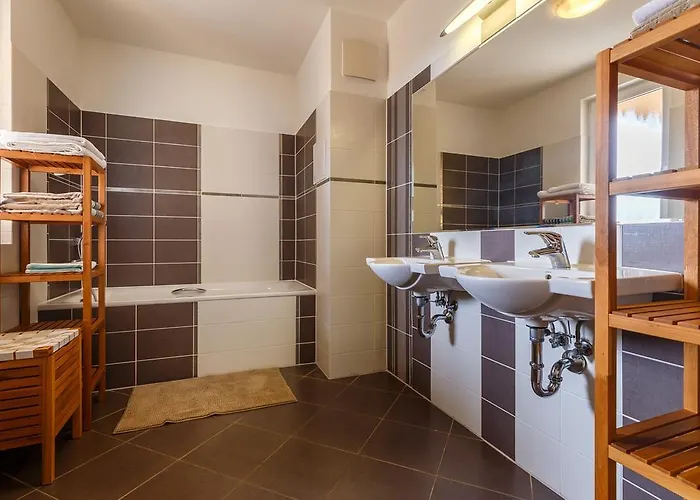 Lejlighed Modern With 2 Bedrooms *