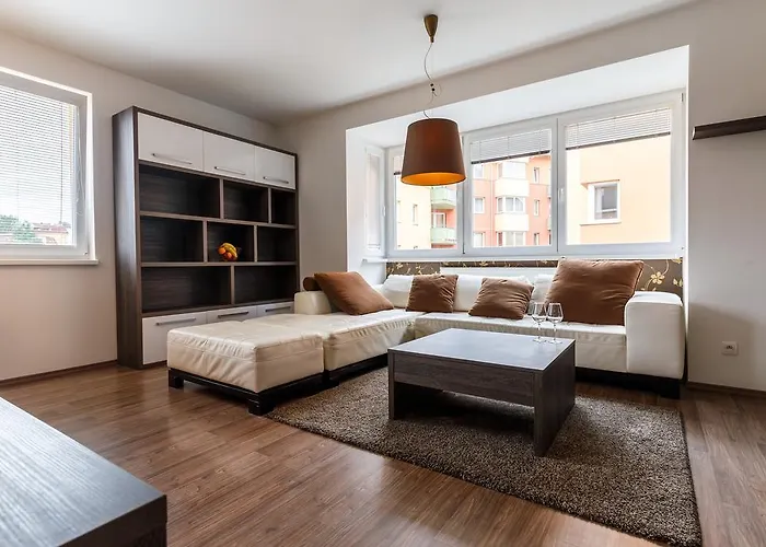 Modern With 2 Bedrooms